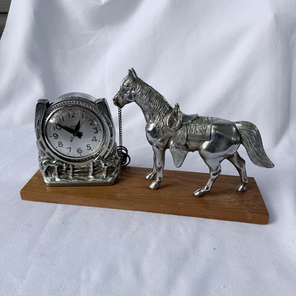 Vintage 1940s Western Horse Clock Horseshoe Electric Desk Clock Snider Model 804